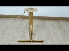 맞춤형 색상과 모던 스타일의 골든 바 스툴 액세서리